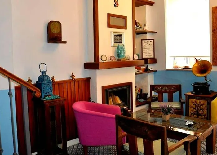 Gizemli Hotel Ayvalı